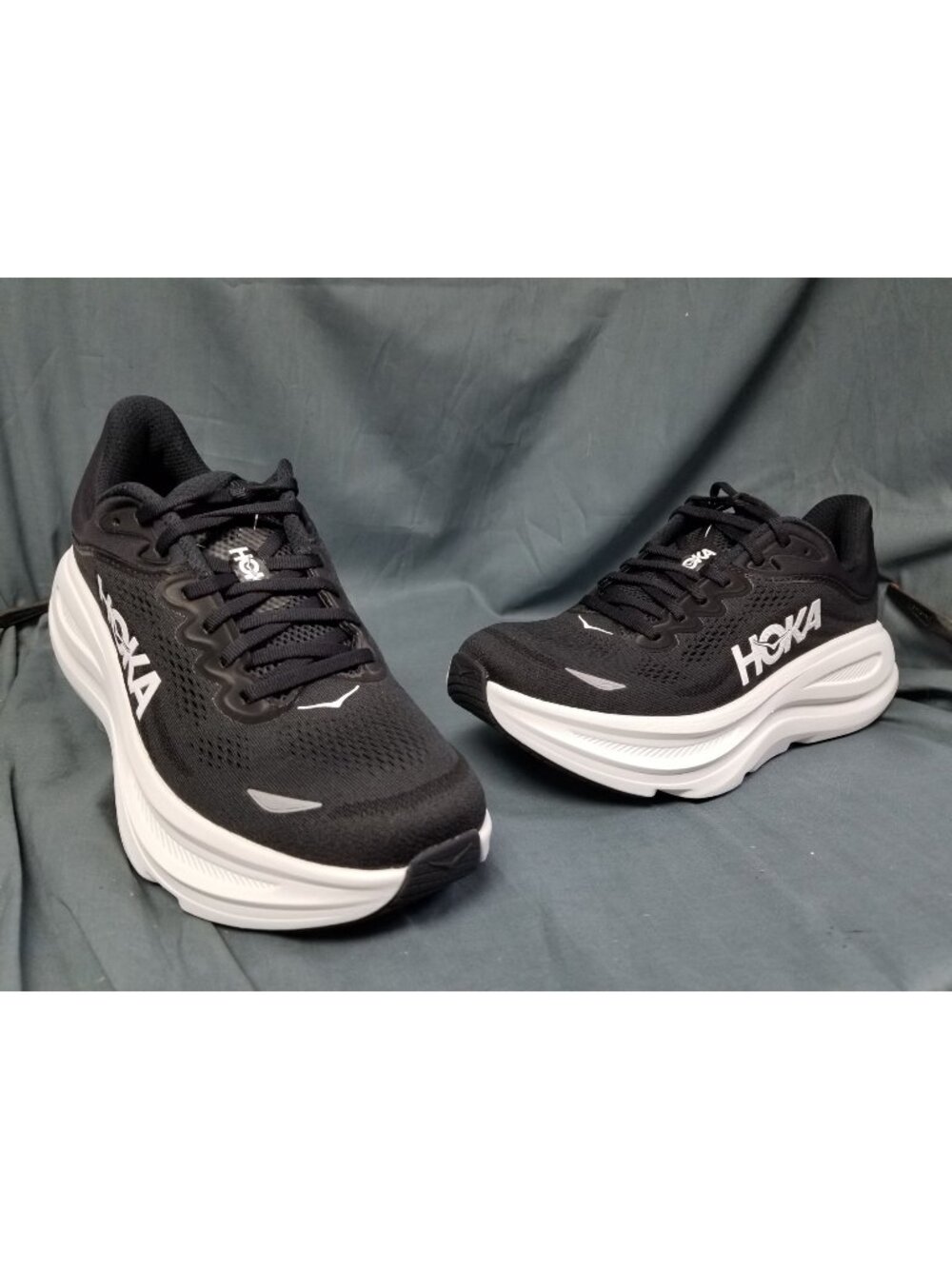 Hoka One One Bondi 9 Black White Sneakers Mesh Men's Size 8.5 NEW NO BOX!